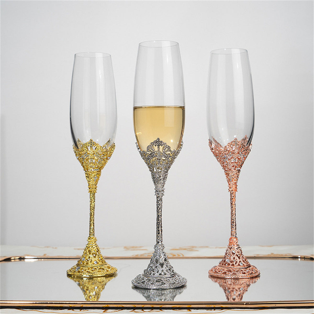 Retro Hollow High-end Champagne Home Goblet