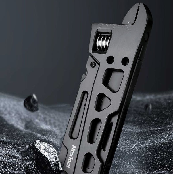 Field Stainless Steel Portable Repair Tool  Screwdriver Saw Pliers