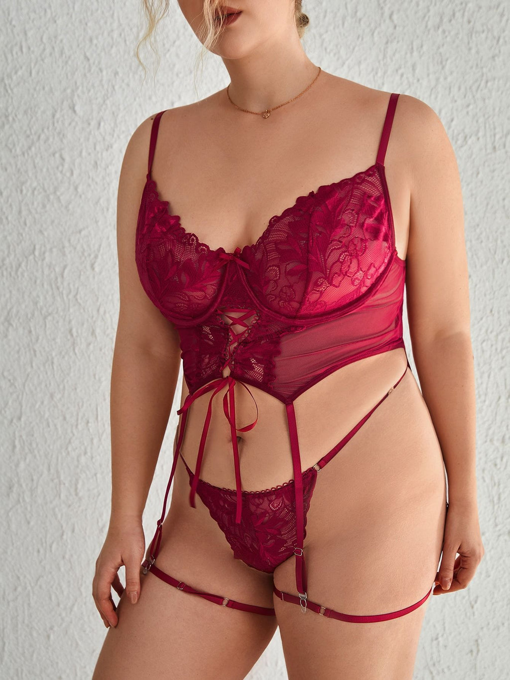 Plus Size Embroidery Steel Ring One-piece With Garter