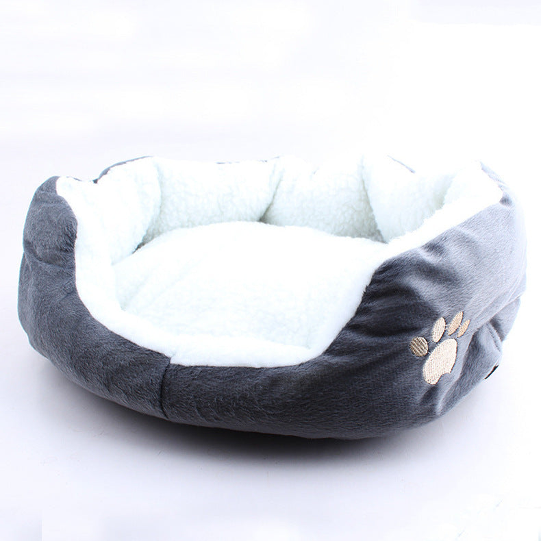 Lamb wool kennel