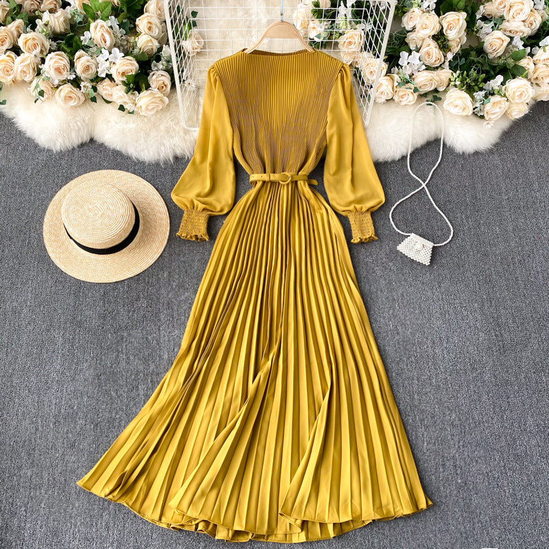 Pleated Waist Slimming Light Mature Dress