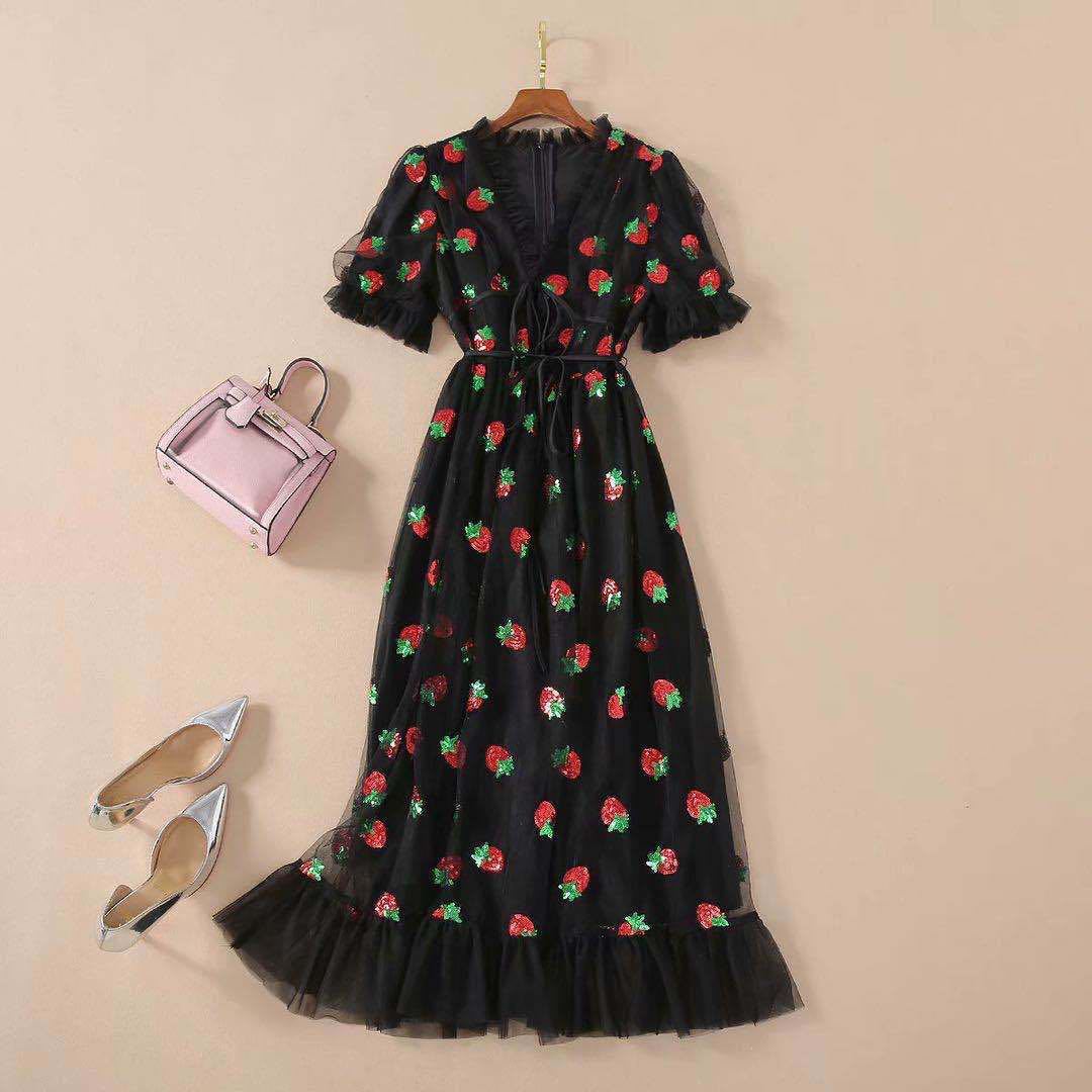 Cross-Border Dress French Strawberry Two-Color Sequined Long Skirt Mesh Lace Strap Slim Fashion Even