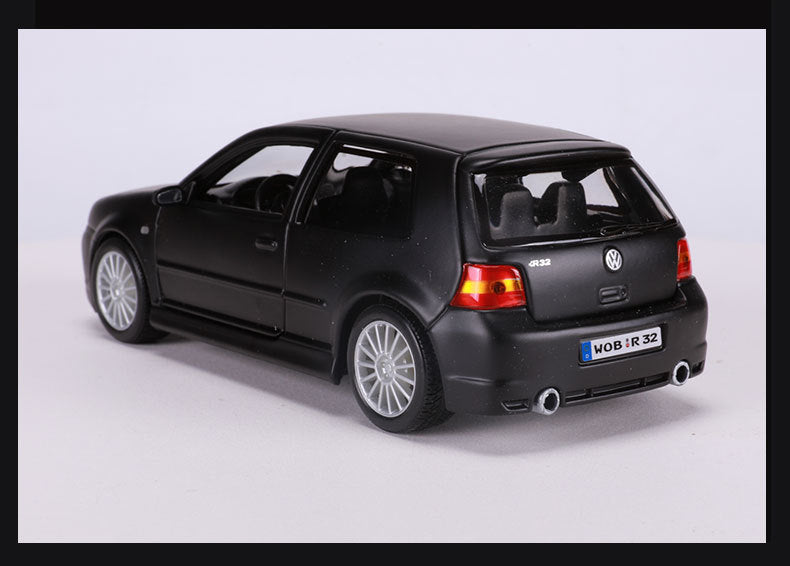 Golf R32 Simulation Alloy Car Model