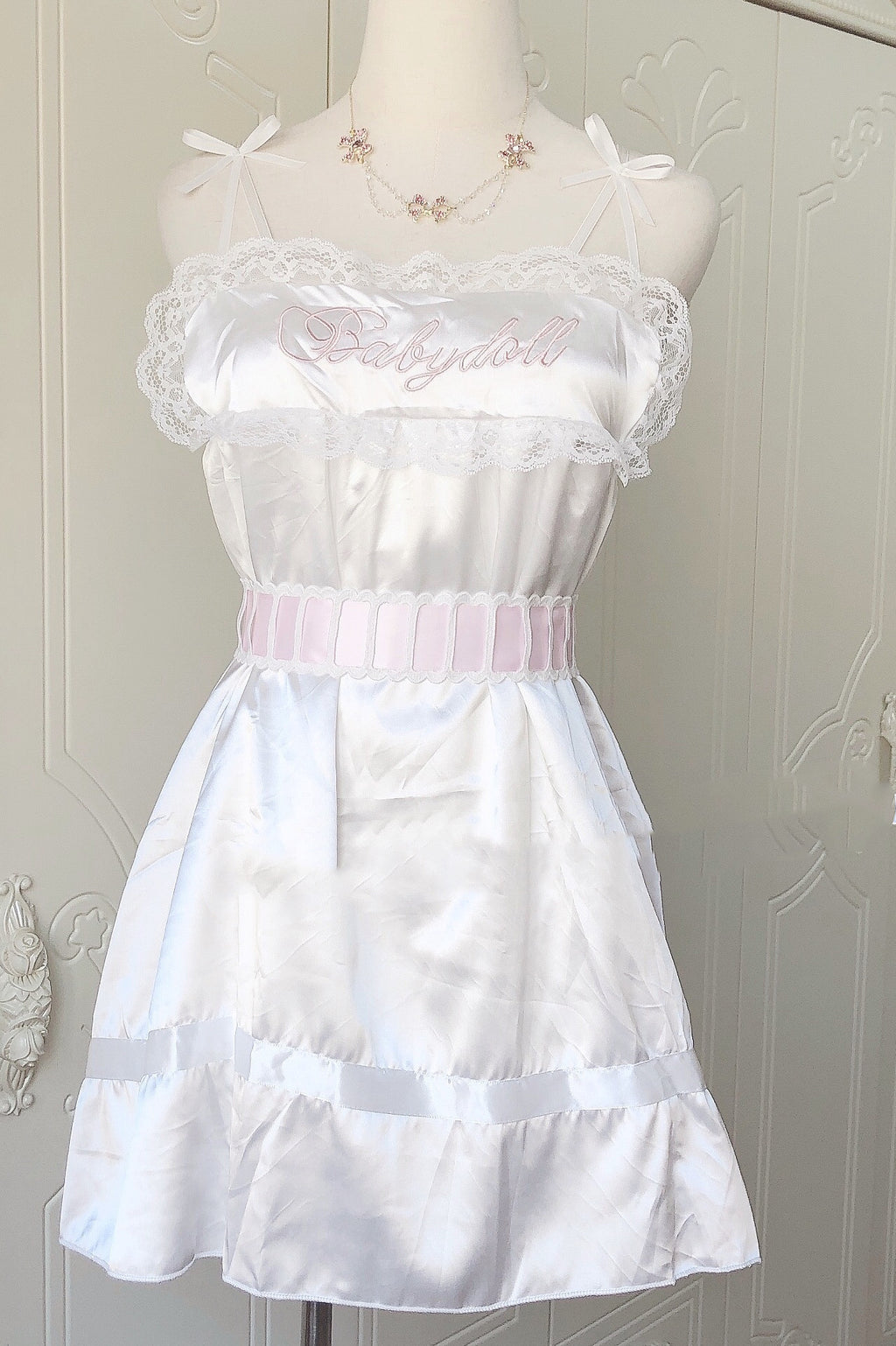 Embroidered Satin Short Suspender Skirt