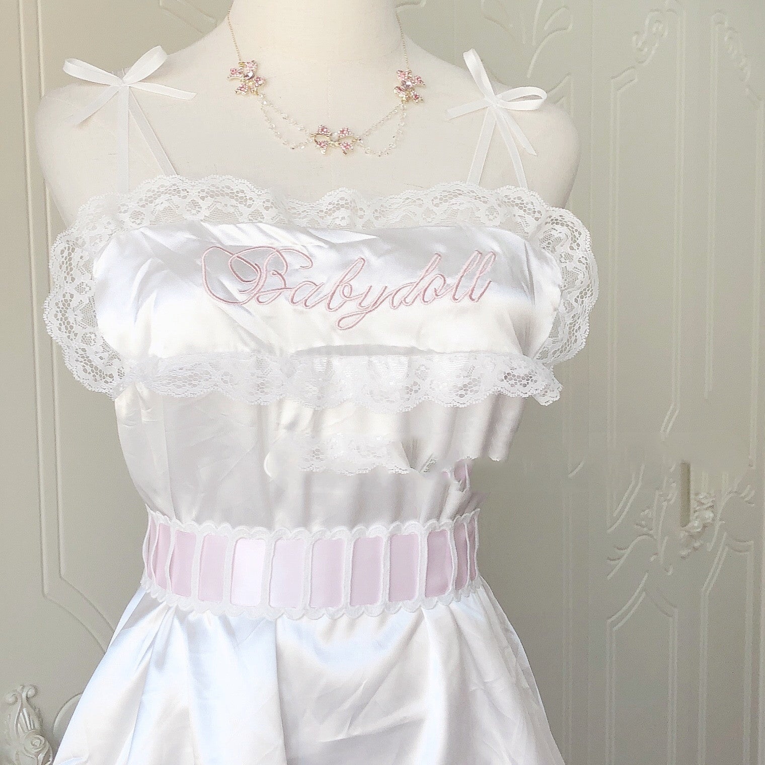 Embroidered Satin Short Suspender Skirt