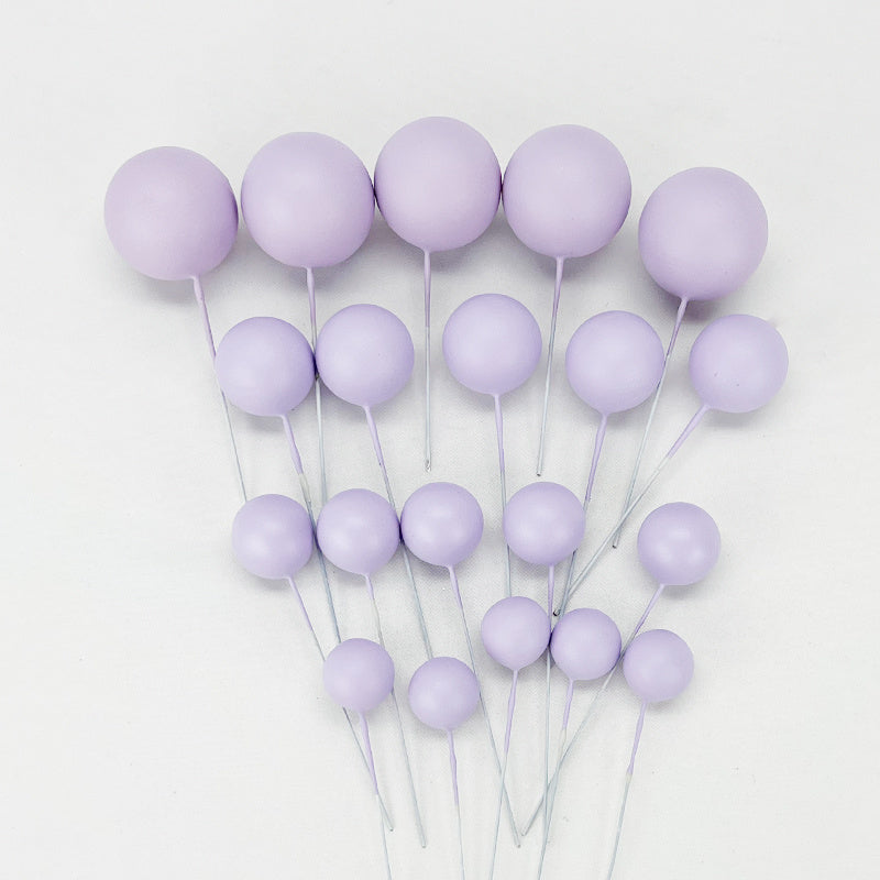 Faux Balls Cake Decoration