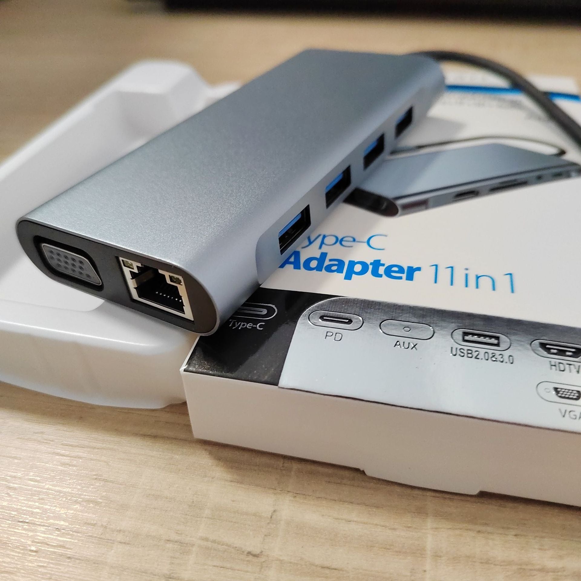 Base Type Type-c 11-in-one Docking Station