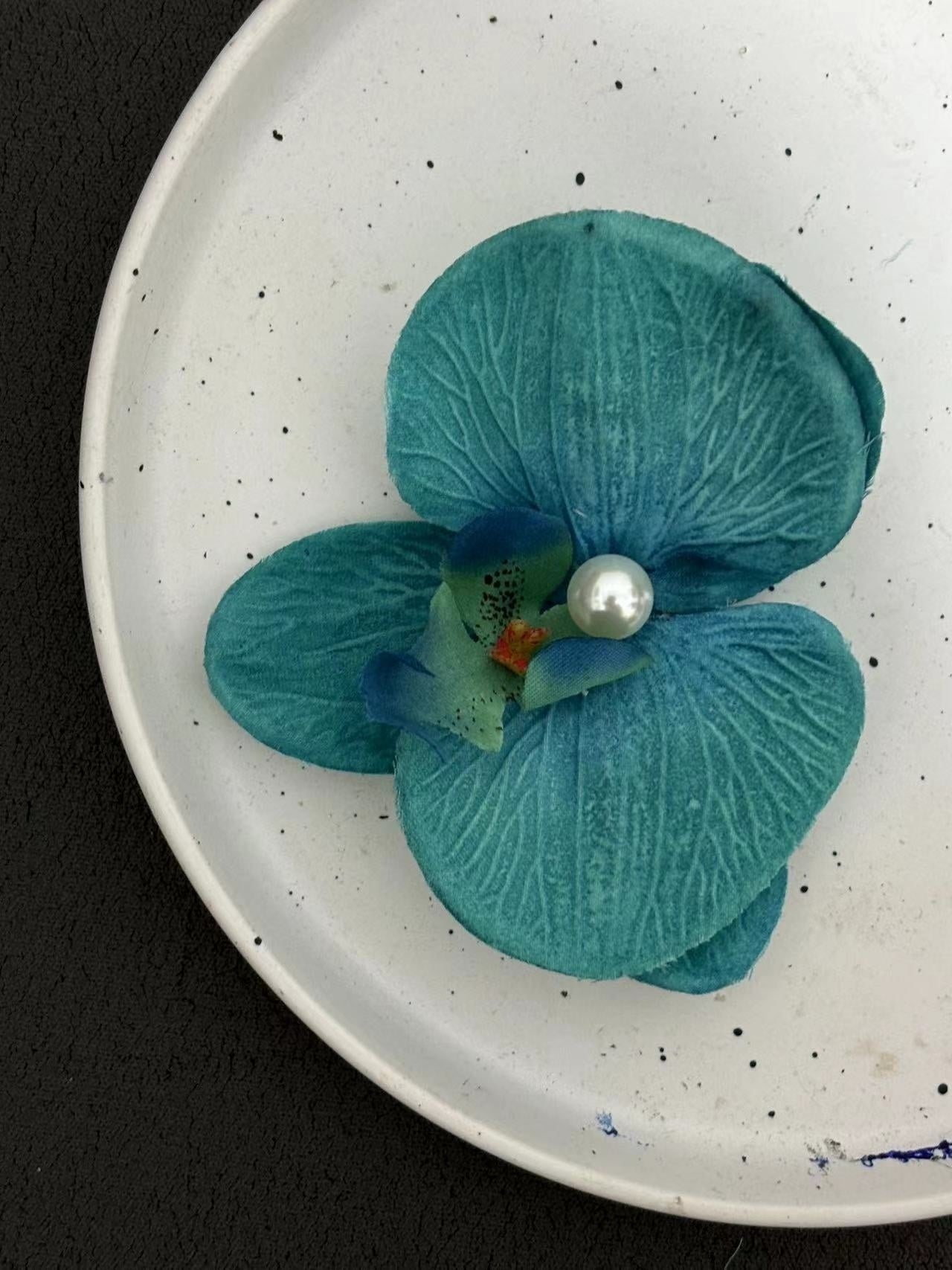 Butterfly Orchid Cropped Hair Clip