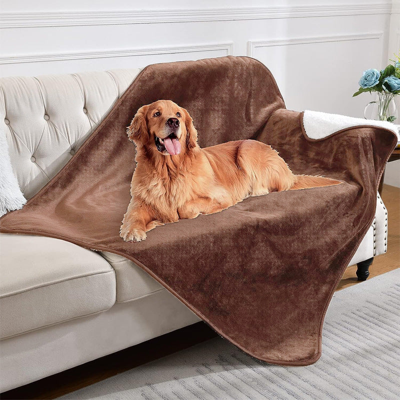 Pet Waterproof Flannel Sherpa Thickened Dog Blanket Cat Mat