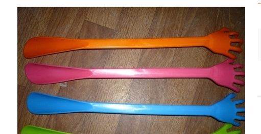 50cm Big Hand Plastic Scratching Shoehorn