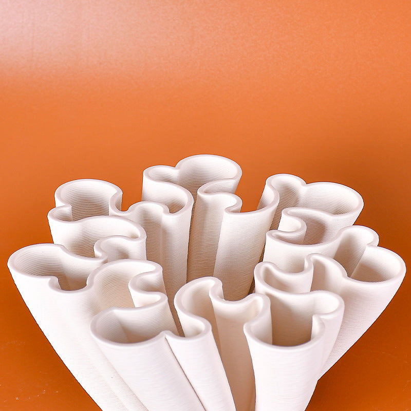 Creative And Personalized Vase Decoration