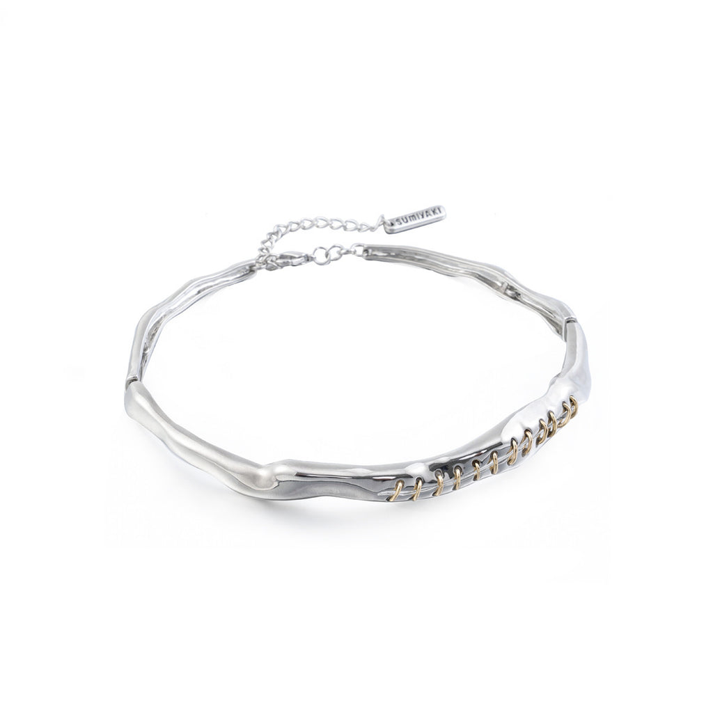 Female Niche Metal Collar