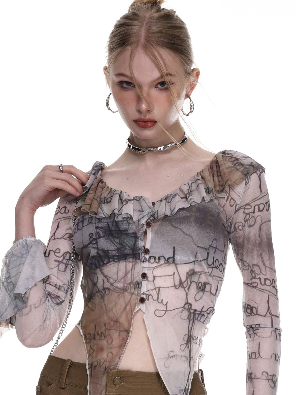 Female Niche Metal Collar