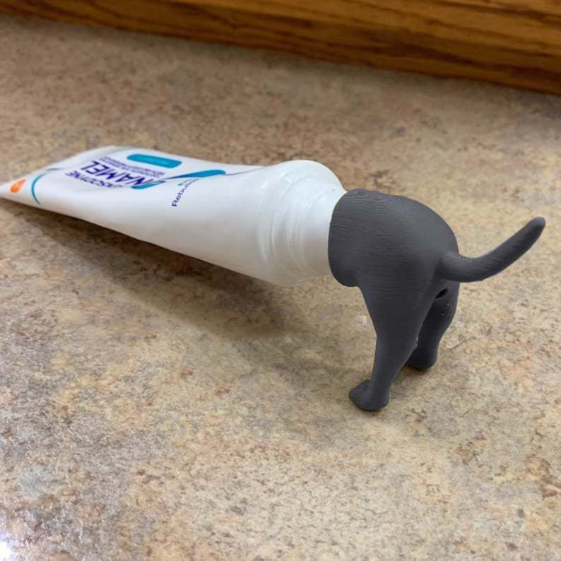 Household Fashion Simple Dog Butt Shape Toothpaste Topper