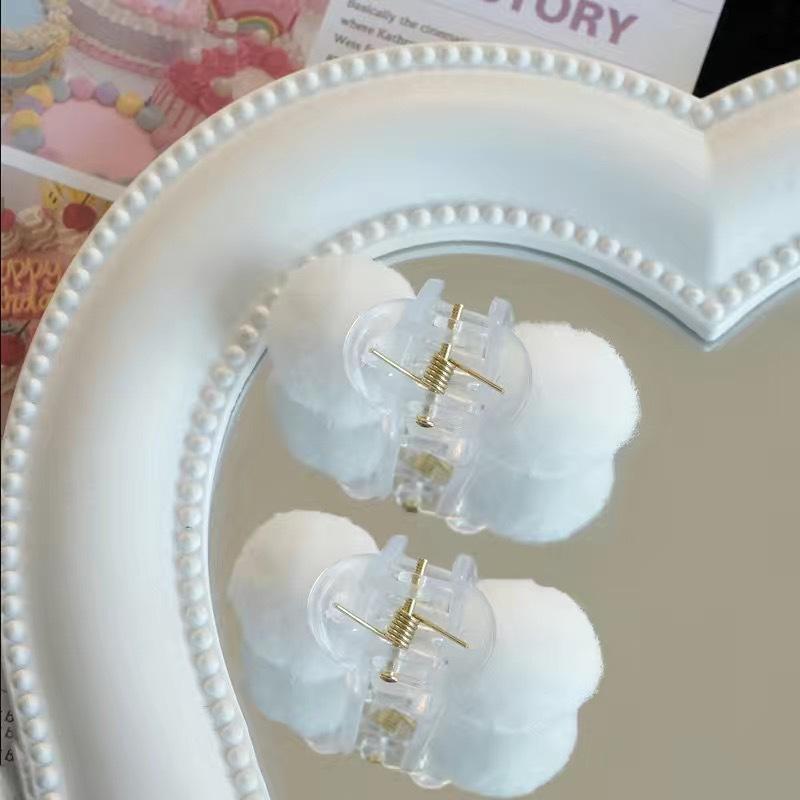 Cute Plush Ball Barrettes Small Jaw Clip