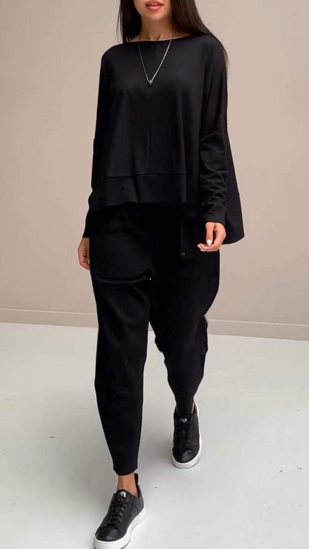 Women's Round Neck Long-sleeve Suit Pocket