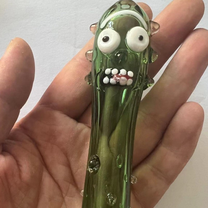 Minimalist Household Cartoon Cucumber Shaped Pipe