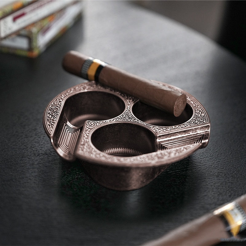 Three-slot Retro Metal Easy-to-clean Cigar Ashtray