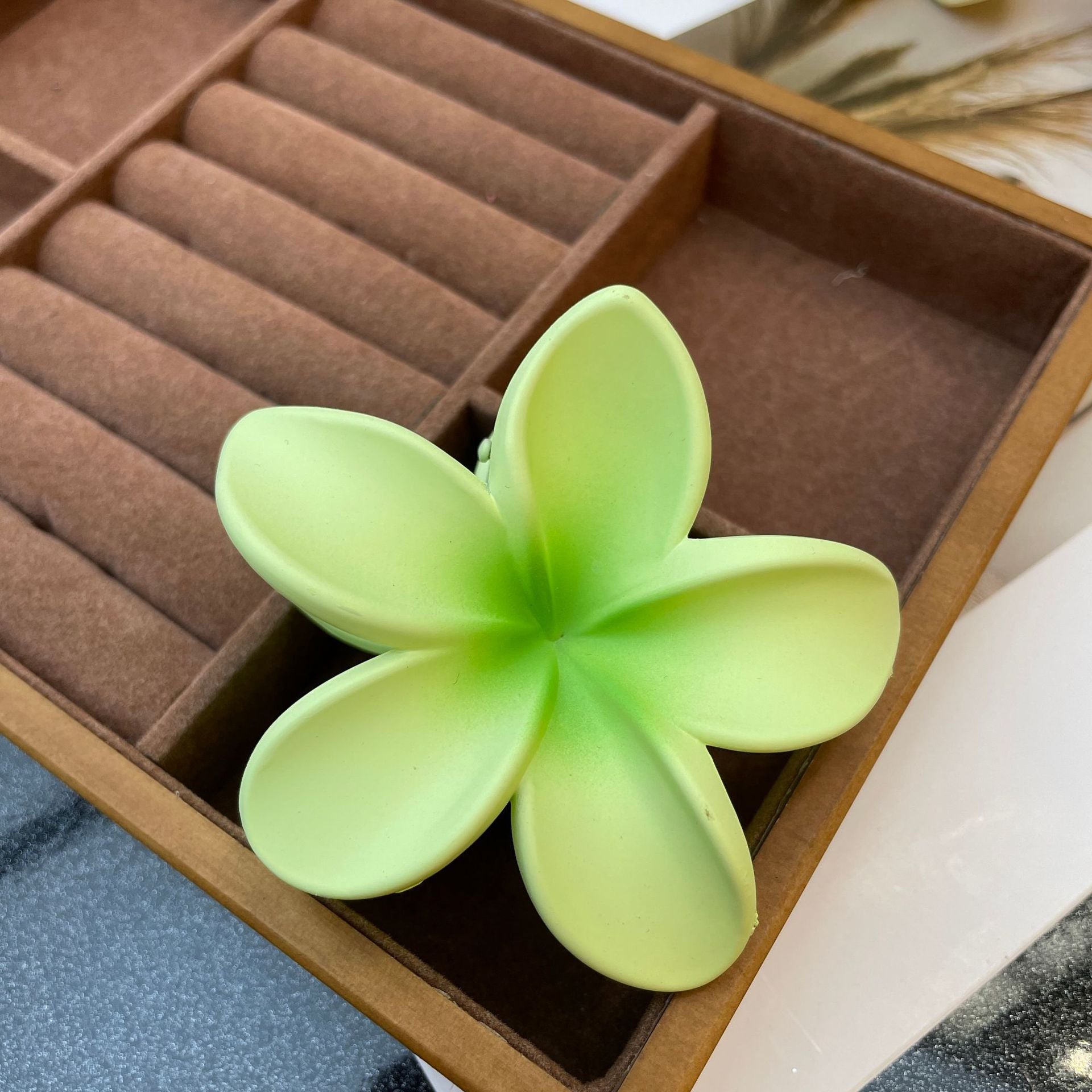 Flower Barrettes Women's Colorful Updo Gadget Hair Accessories