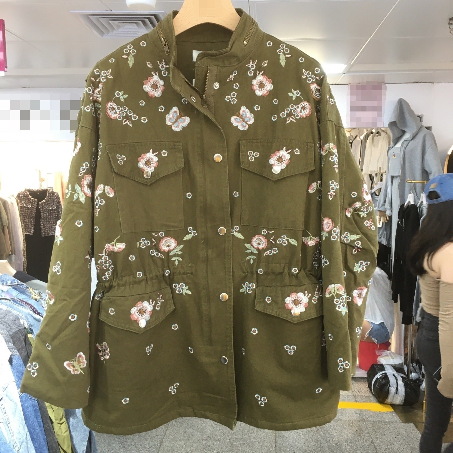 Heavy Industry Embroidered Flowers Trench Coat