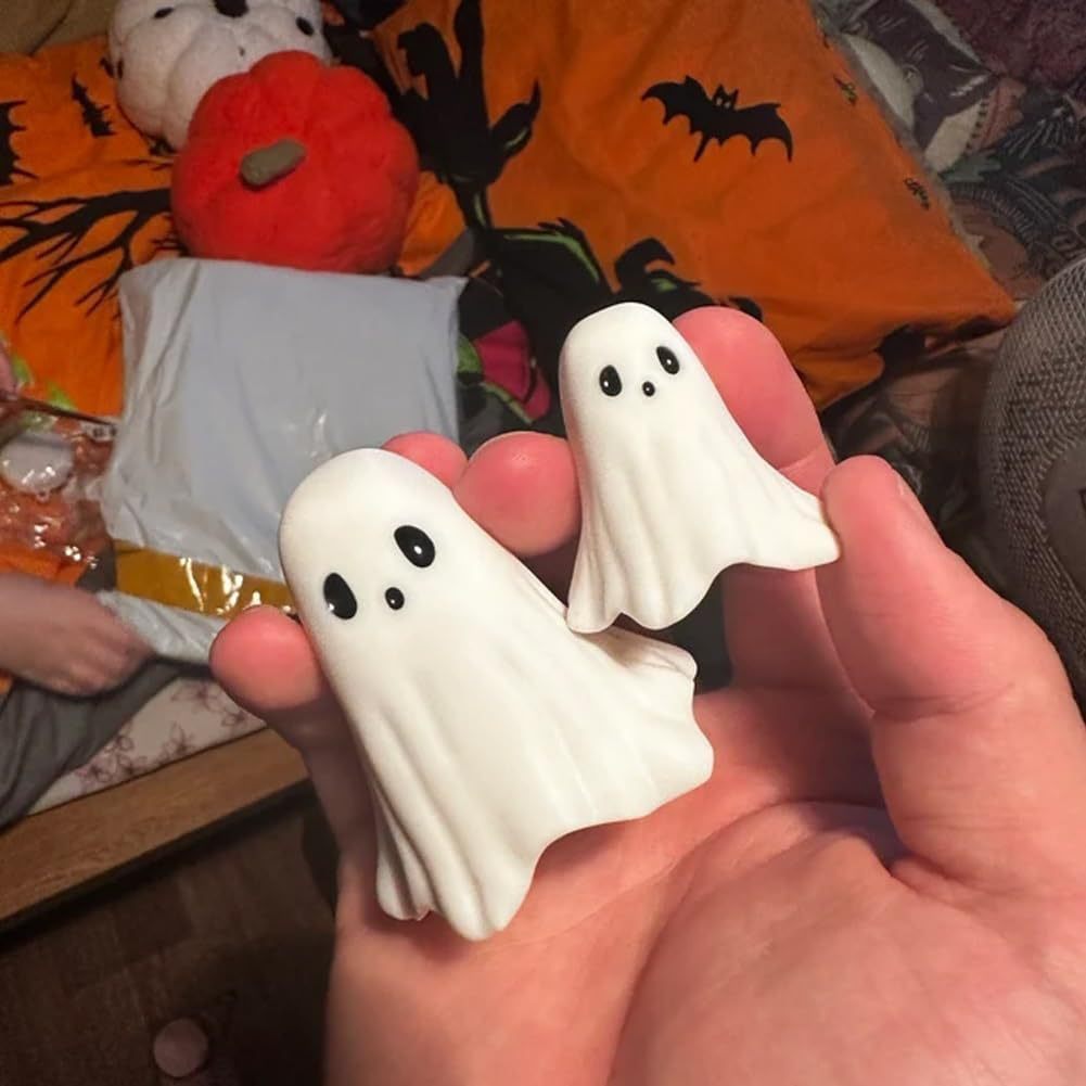 Halloween Middle Finger Love Ghost Ornaments