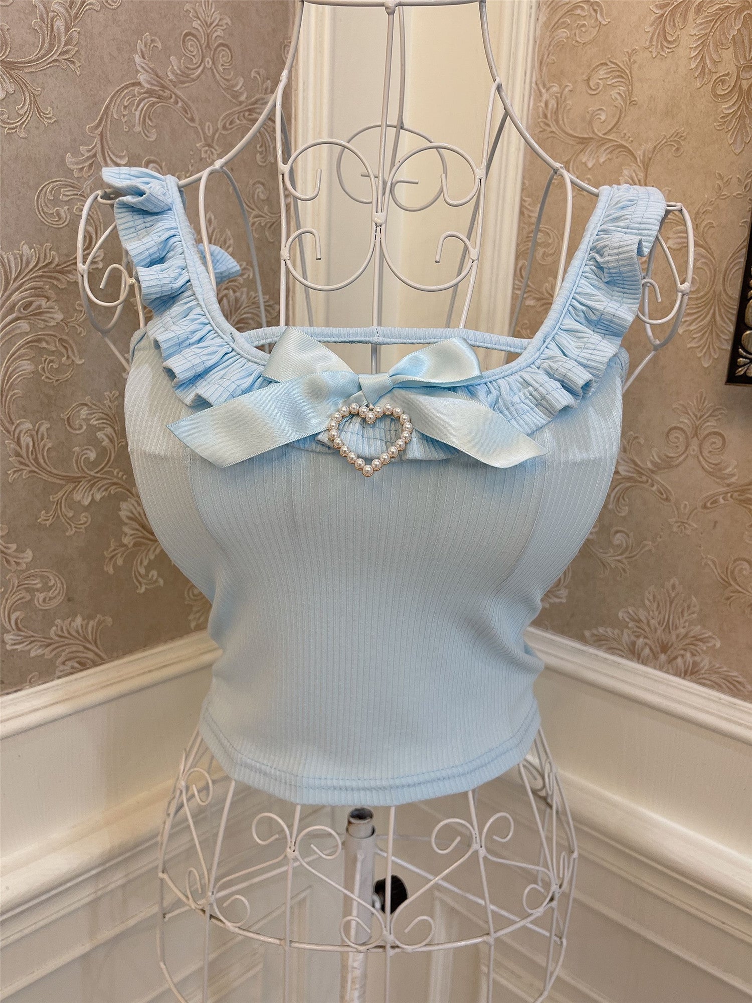 Cream Blue Bow Heart Diamond Slim Tank Top