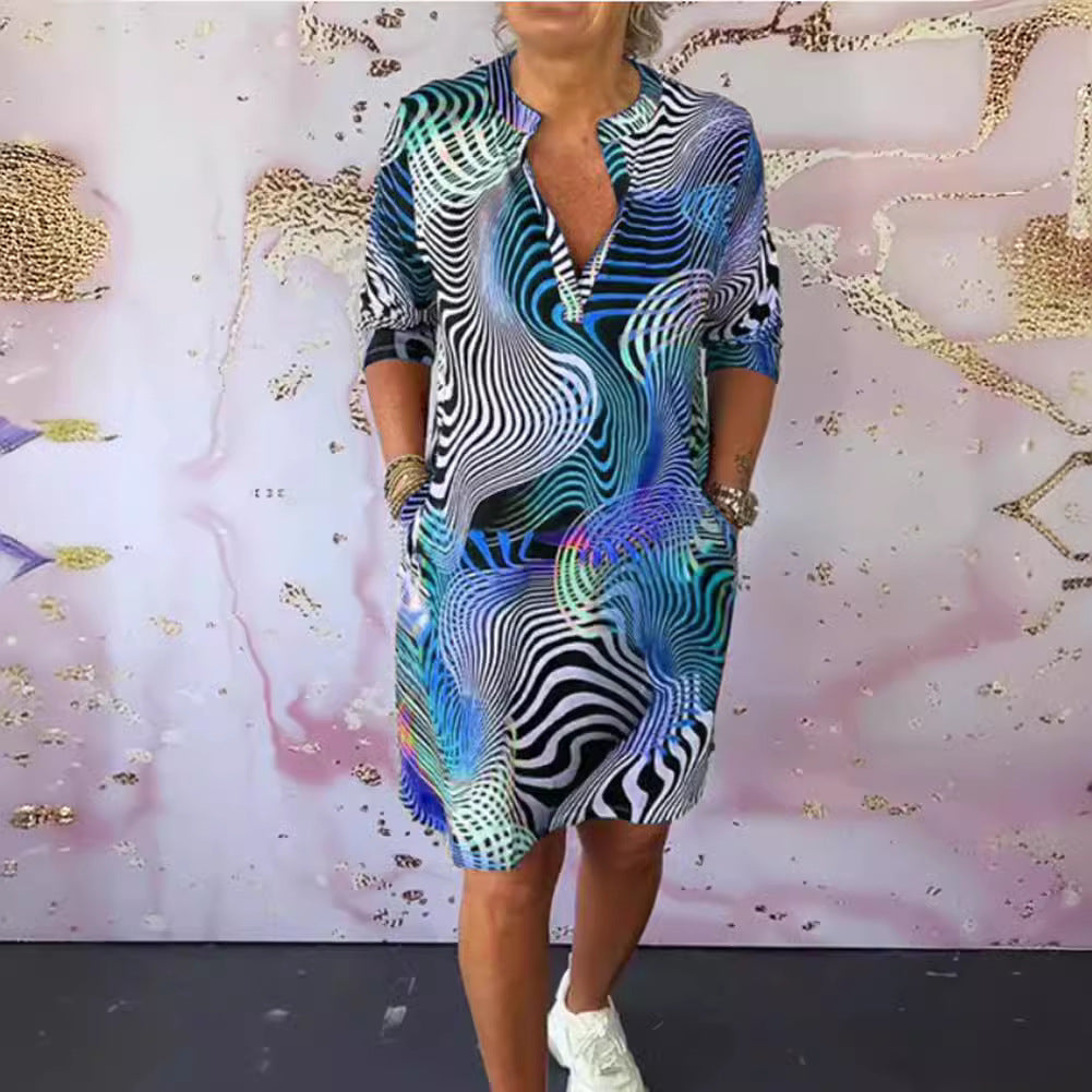 Women's Printed V-neck Half Sleeve Dress