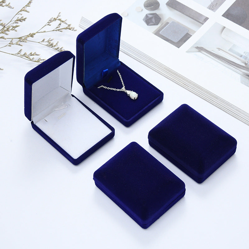 High-end Velvet Spray Pendant Jewelry Box
