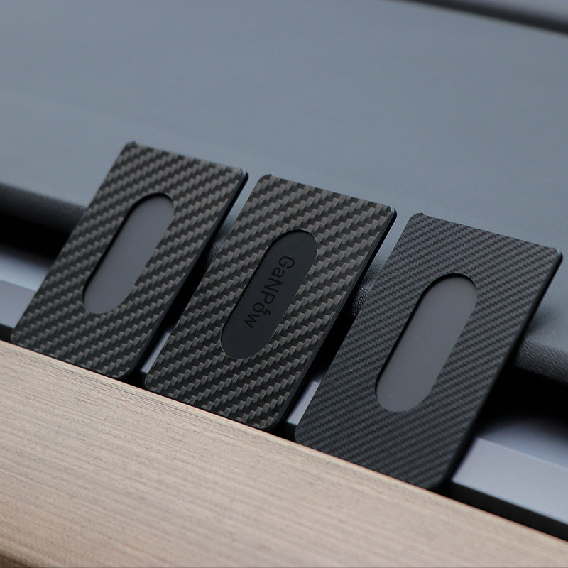 New MagSafe Magnetic Card Holder