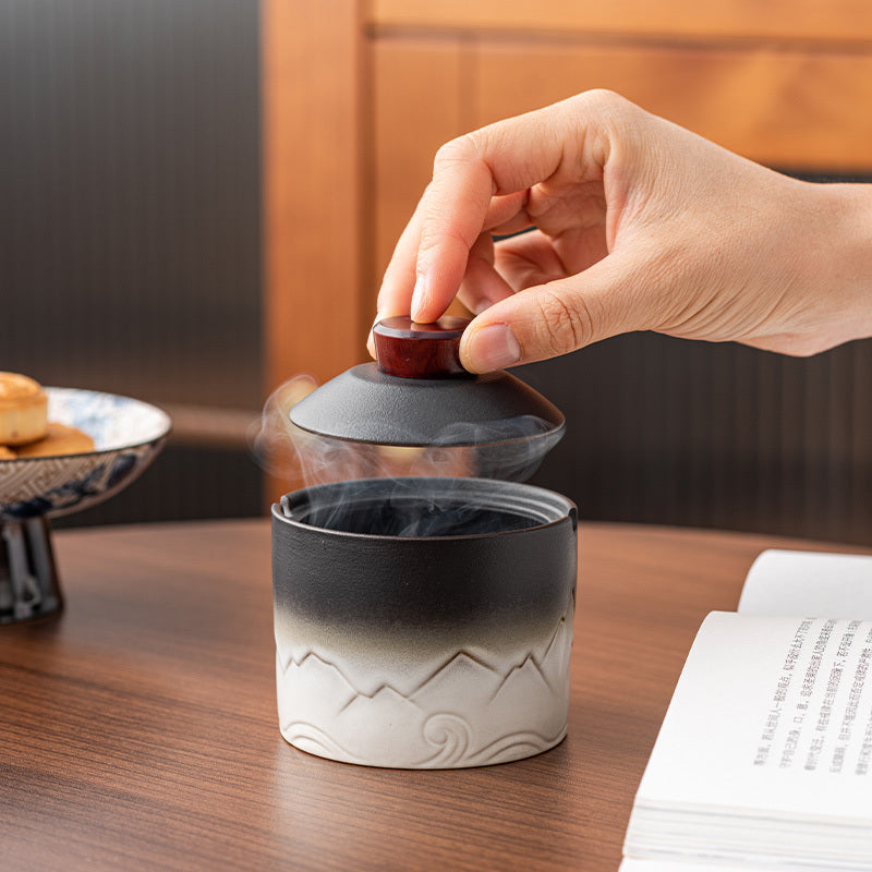 Household Prevent Fly Ash Ceramic Ashtray With Lid