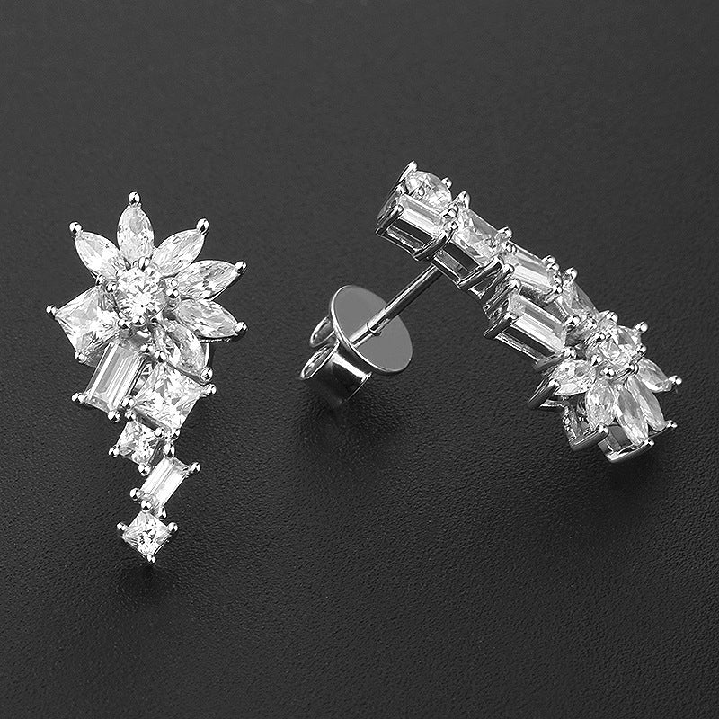 4428E Personality S925 Silver Inlaid 5A Zircon Simple Stud Earrings