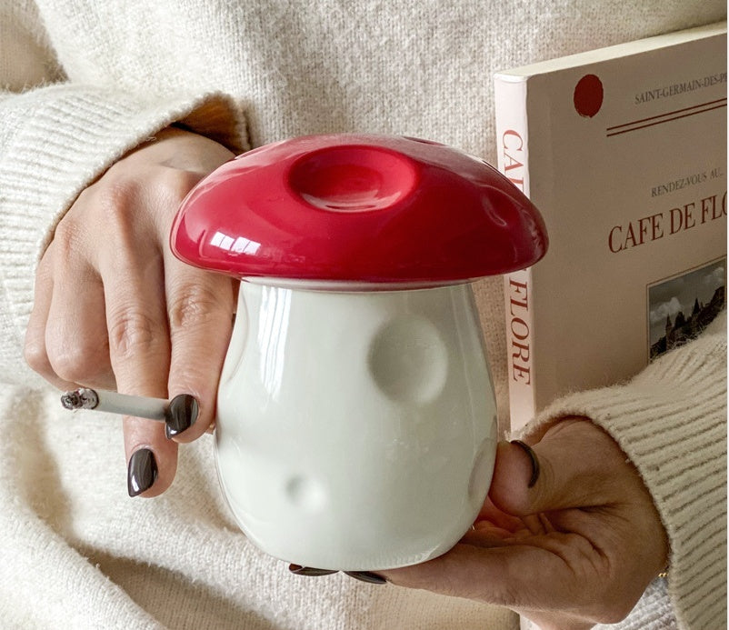 Prevent Fly Ash Mushroom Ashtray Desktop Decoration With Lid
