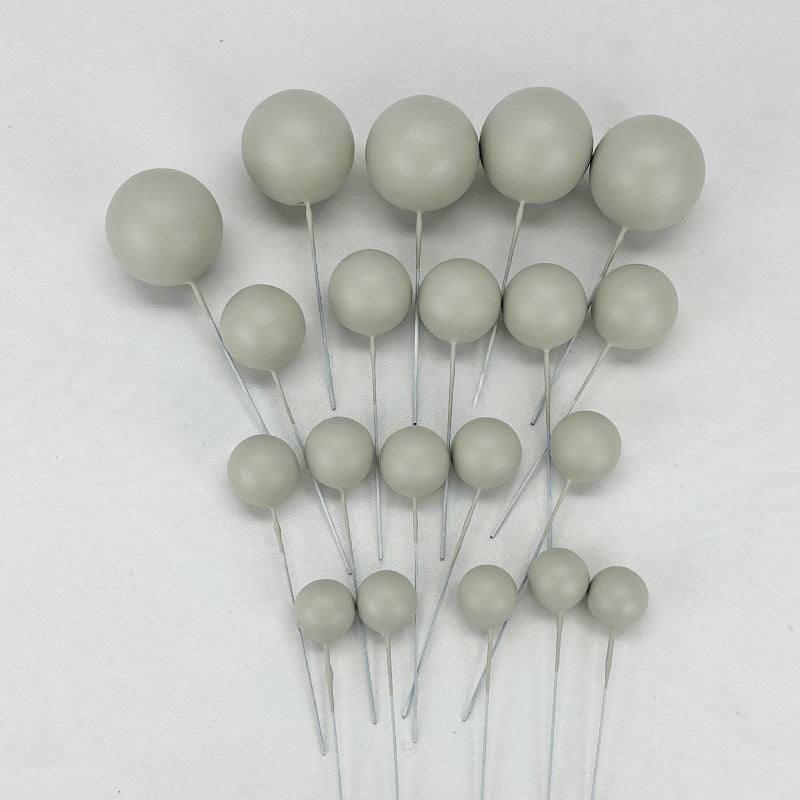 Faux Balls Cake Decoration