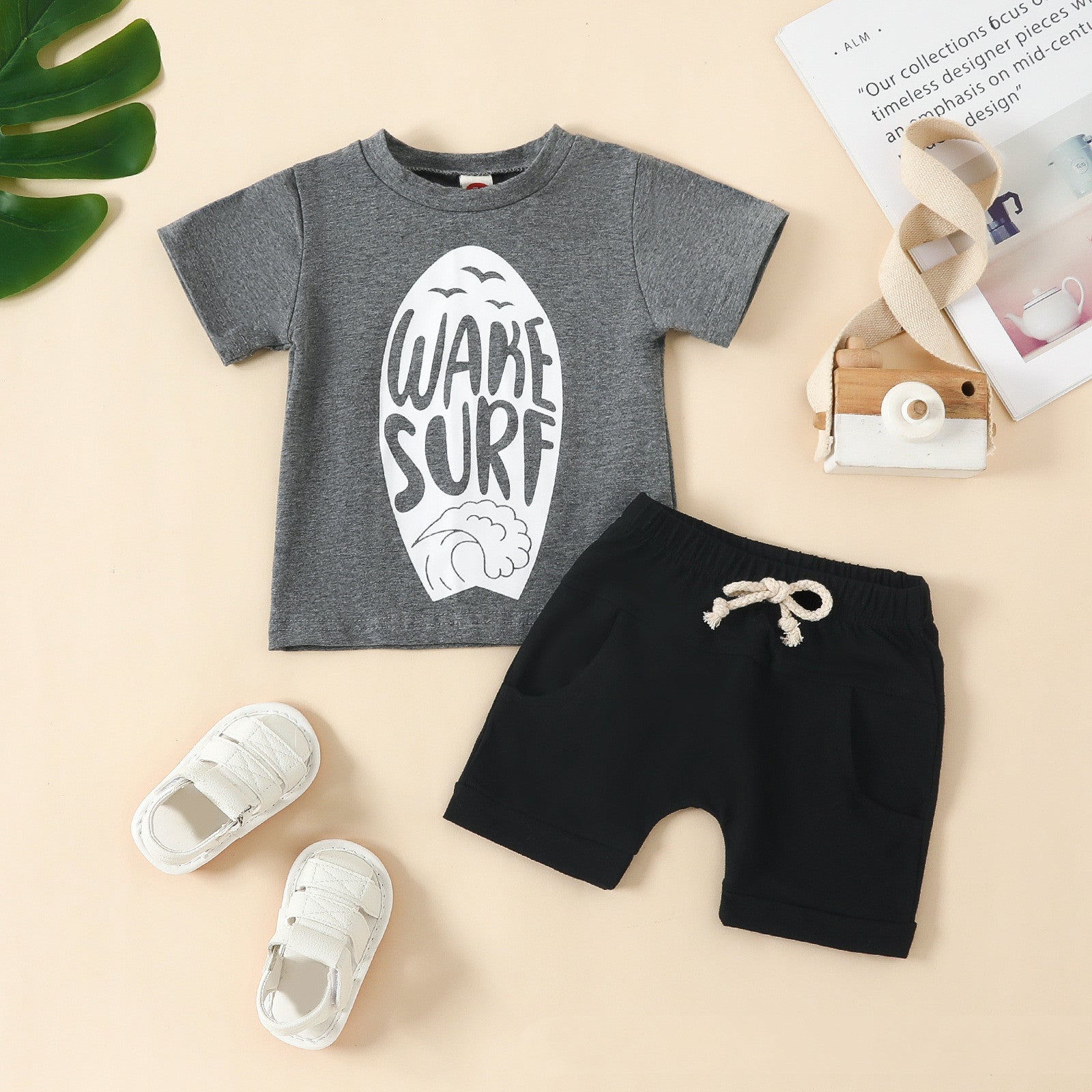 Children's Fashion Round Neck Printed Pullover Short Sleeve Shorts Suit