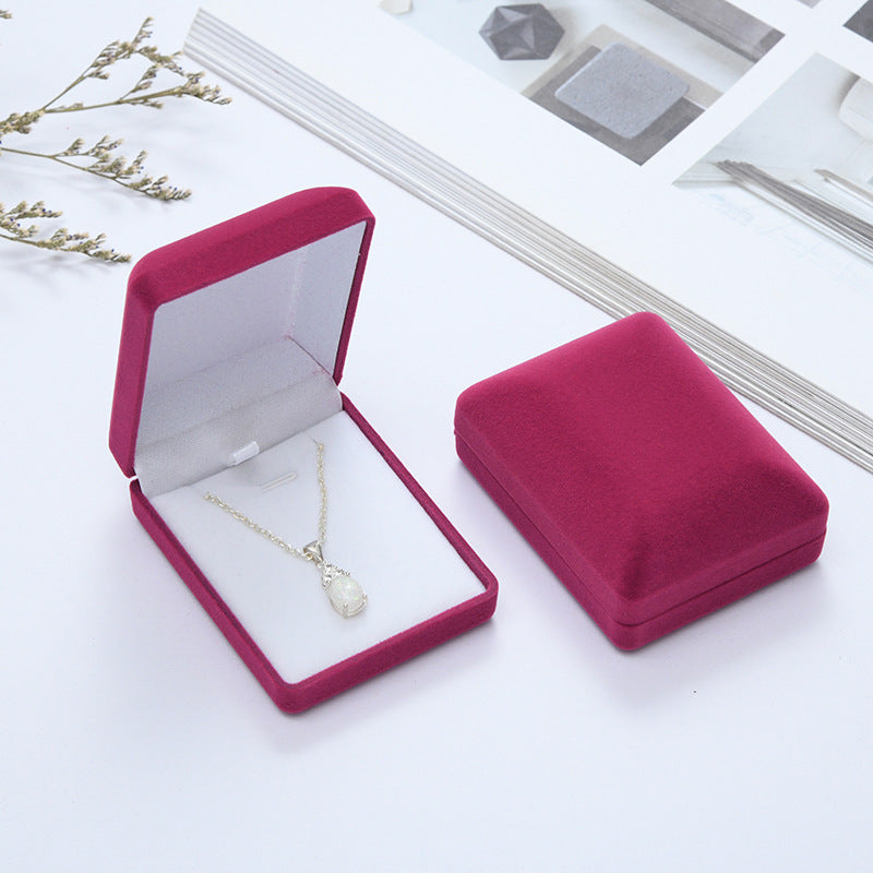 High-end Velvet Spray Pendant Jewelry Box
