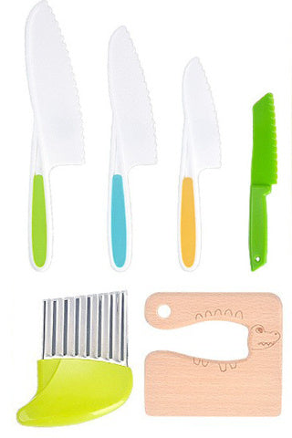 Wave Cutting Board Plastic Fruit Knife Set