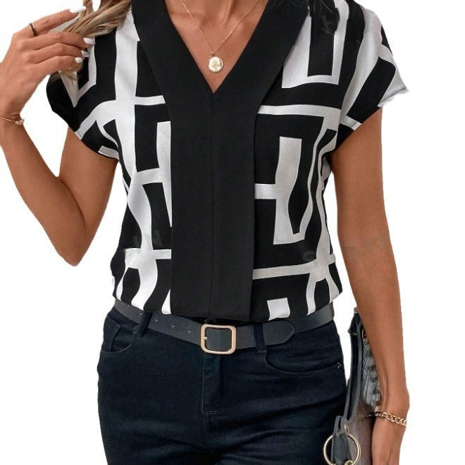 Women's Printed V-neck Shirt