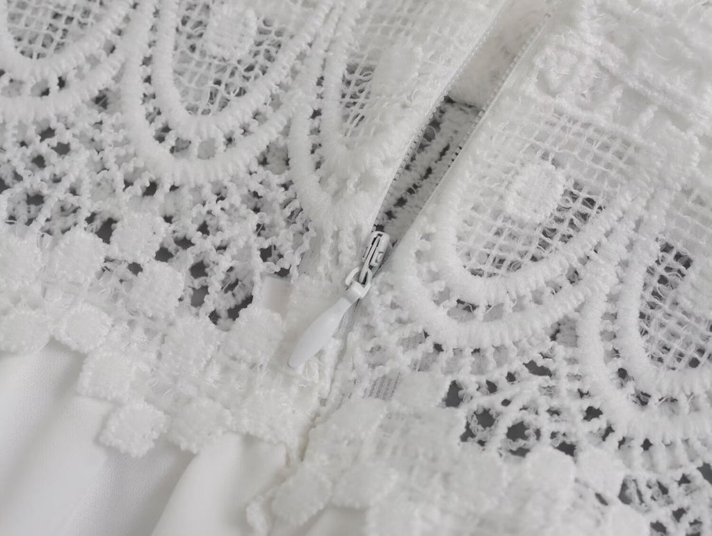 Women's Spring Fashion Simple Lace Stitching White Dress