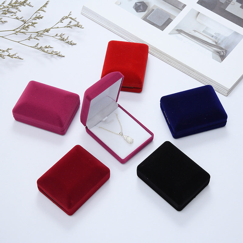 High-end Velvet Spray Pendant Jewelry Box