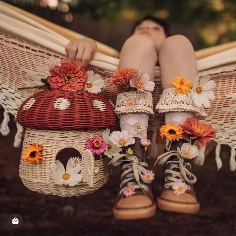 Handmade Vine Woven Red Mushroom Cabas Pack Desktop Storage Ornament