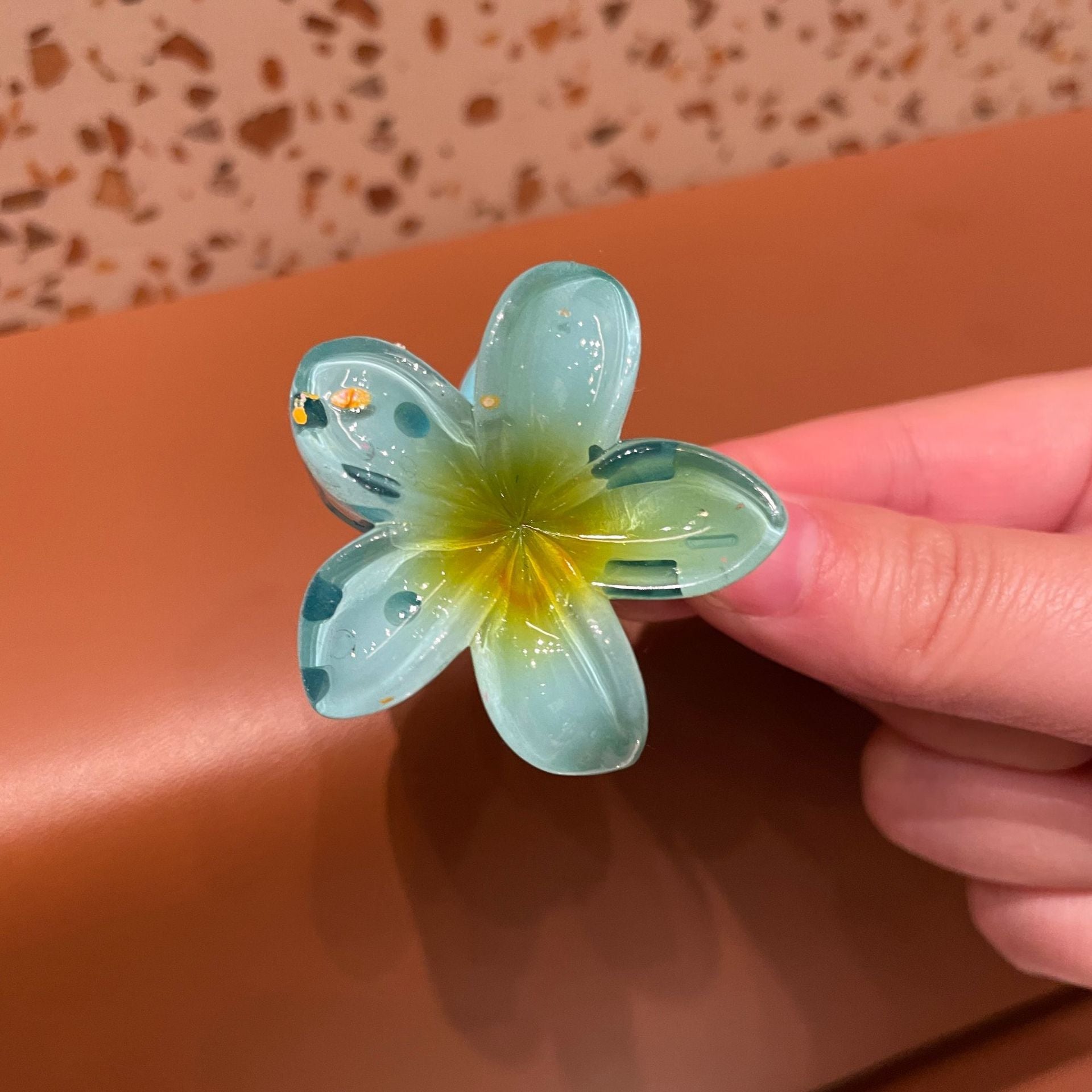 4CM Plumeria Rubra Grip Flower Barrettes Female