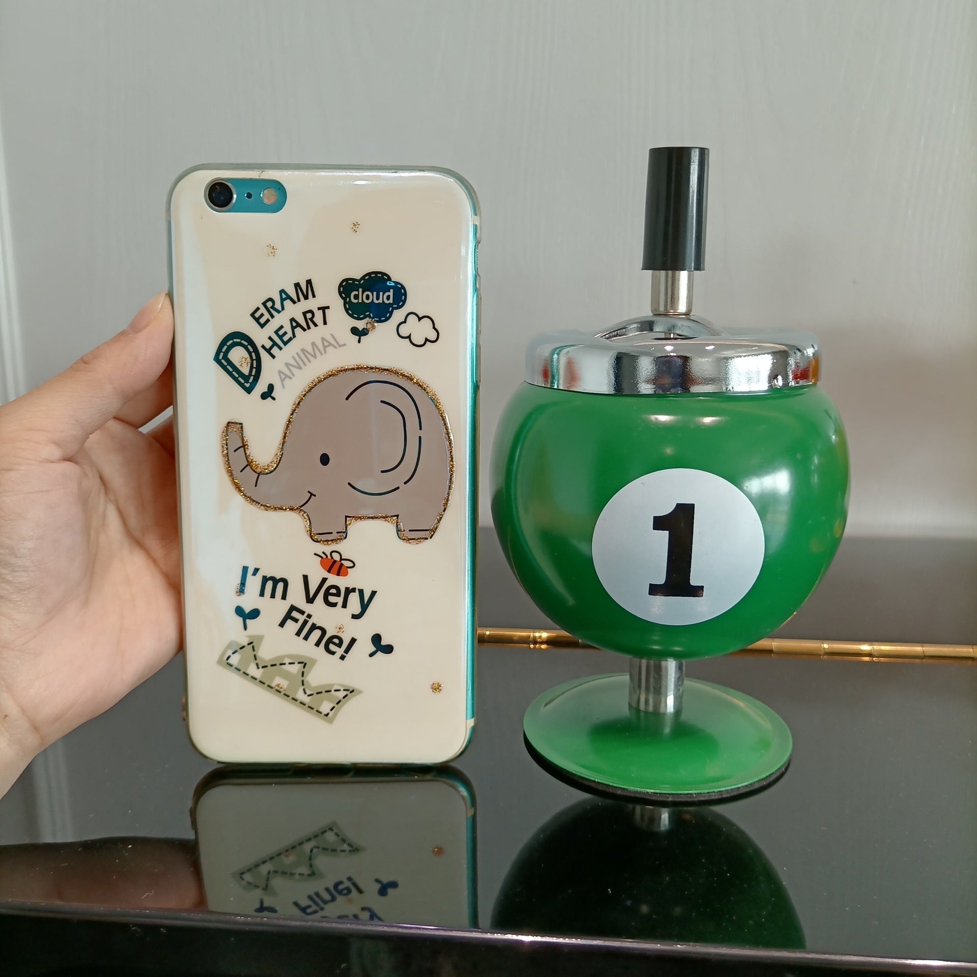 Fashion Personality Ashtray Large With Covers